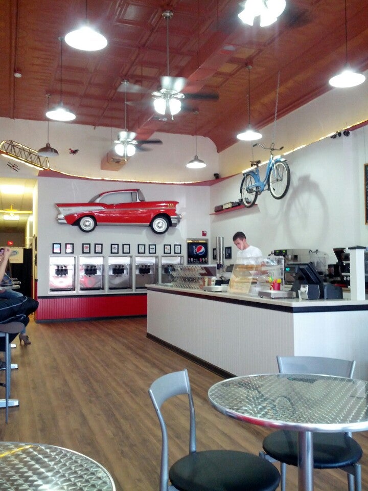 Frozen Frannie's 104 W Gurley St, Prescott