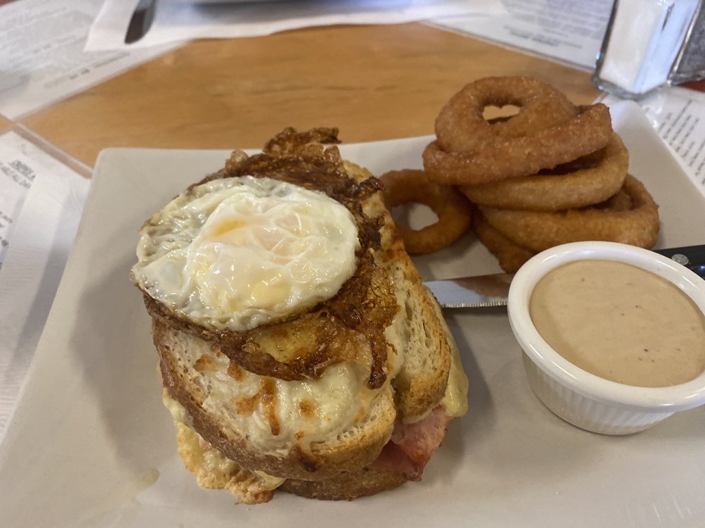 Café Paris 15125 N Hayden Rd, Scottsdale