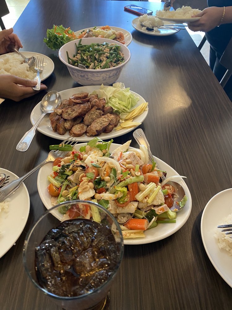Osha Thai Cafe 10953 N Frank Lloyd Wright Blvd STE 102, Scottsdale
