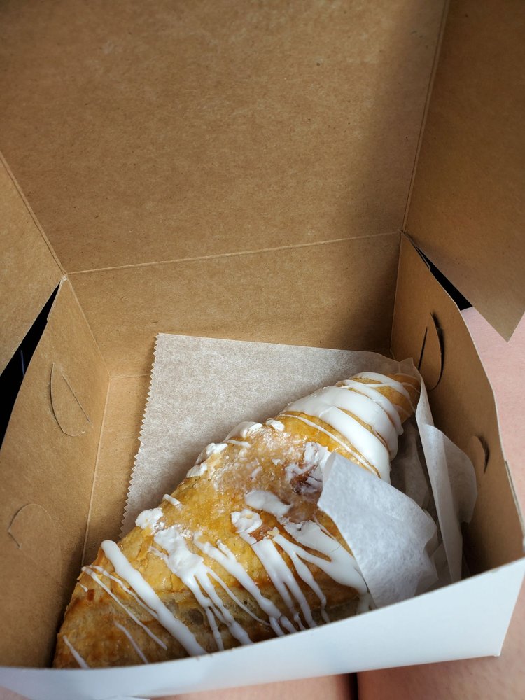 Chompie's Restaurant, Deli, and Bakery 9301 E Shea Blvd, Scottsdale