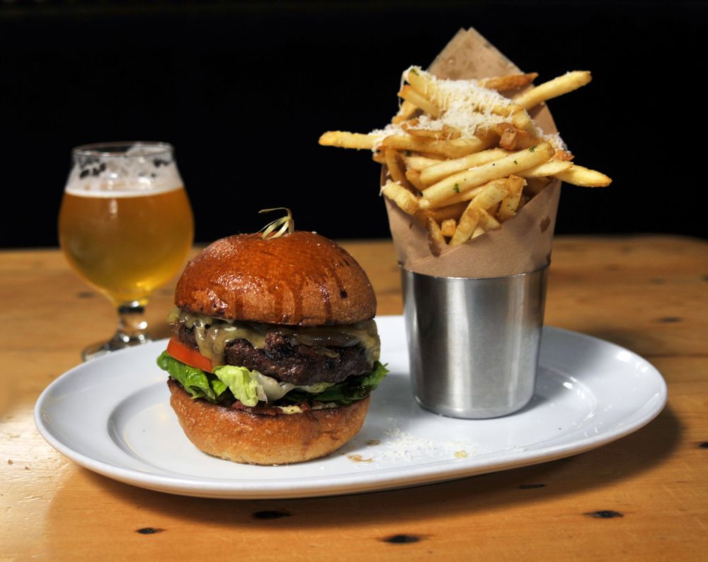 Tap House Kitchen 6137 N Scottsdale Rd, Scottsdale