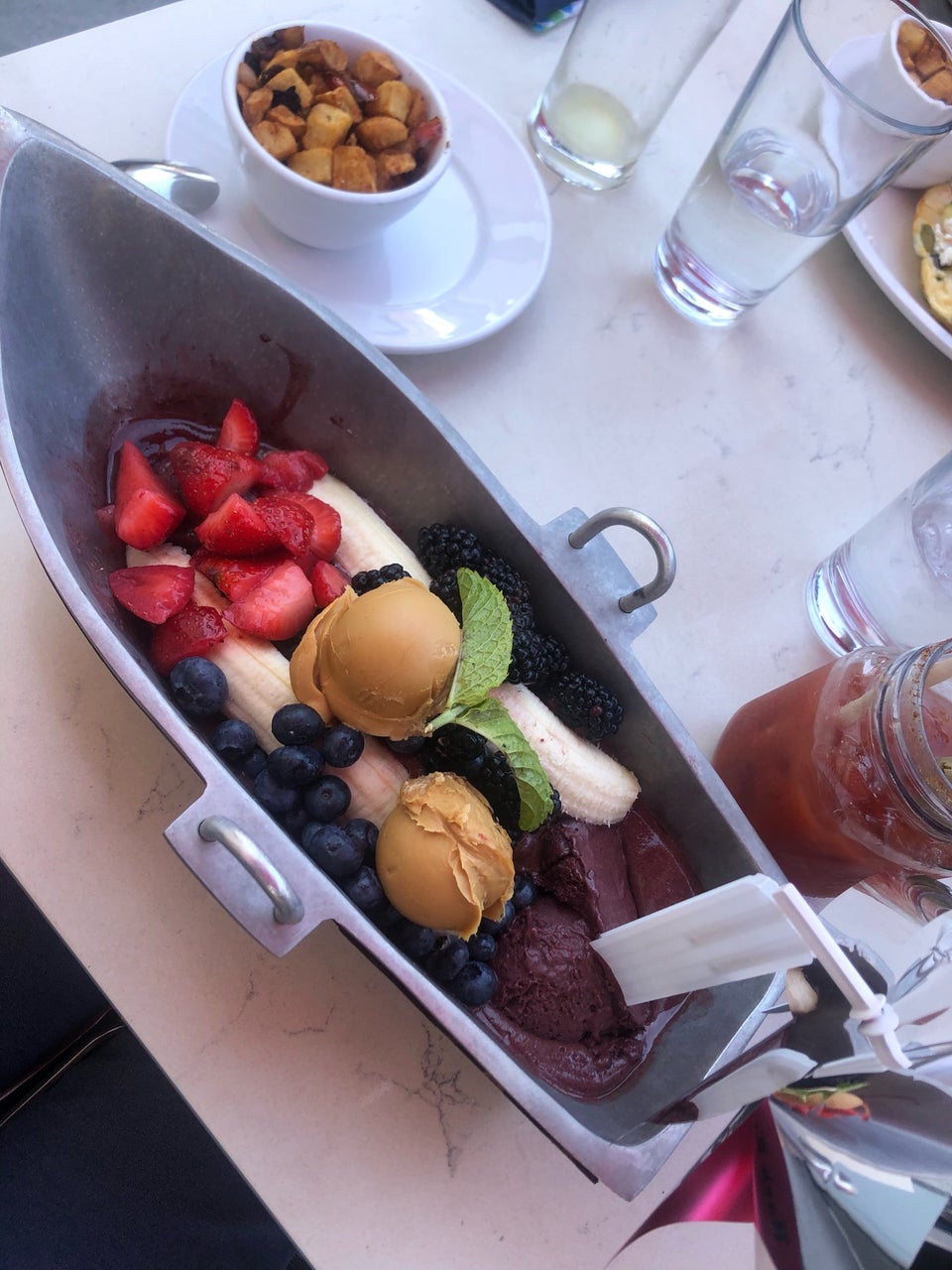 Hash Kitchen North Scottsdale 14838 N Frank Lloyd Wright Blvd, Scottsdale