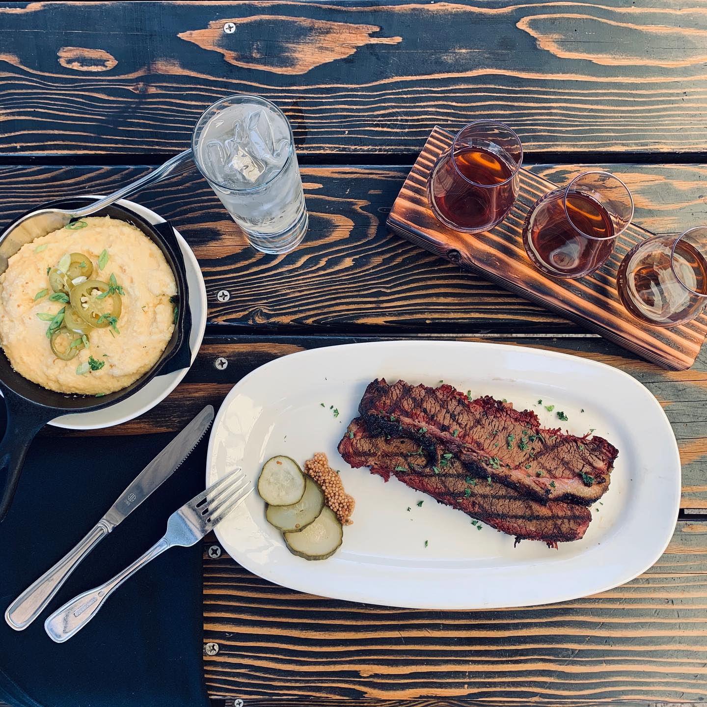 Starlite BBQ 7620 E Indian School Rd SUITE 101, Scottsdale
