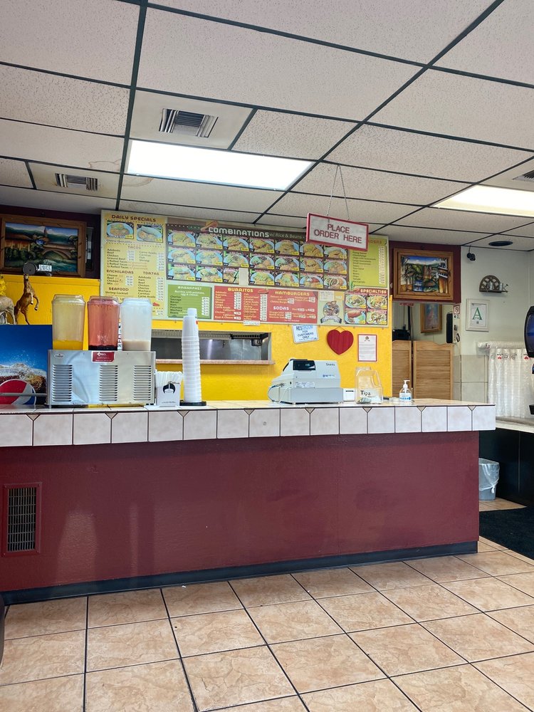 Los Favoritos Taco Shop 1340 E Broadway Rd #105, Tempe