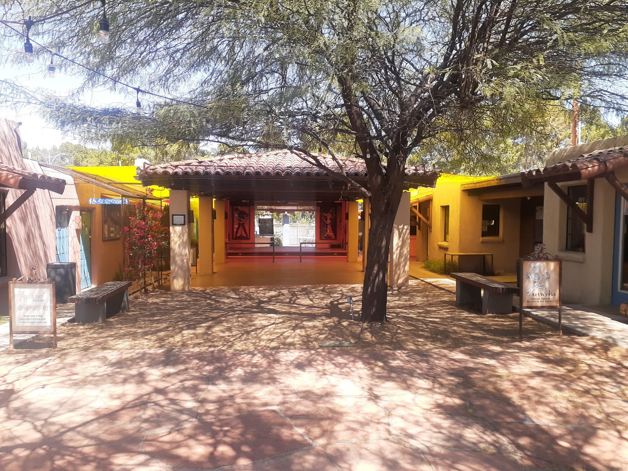 Monterey Court 505 W Miracle Mile, Tucson