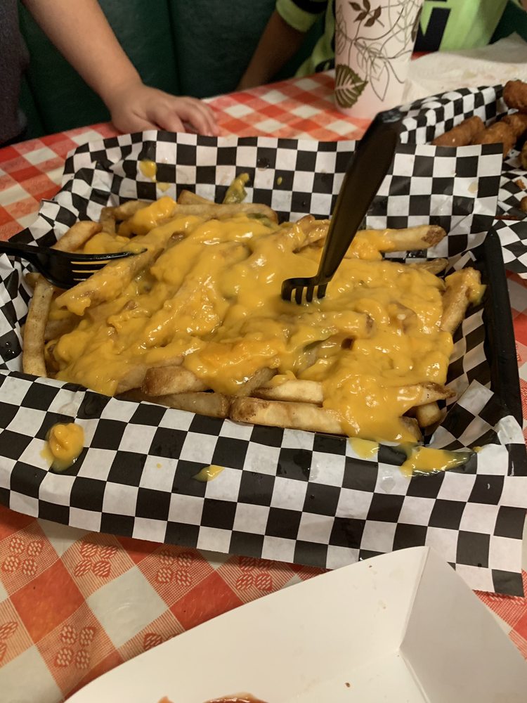 Amigos Burgers and Beer 6372 S Nogales Hwy, Tucson