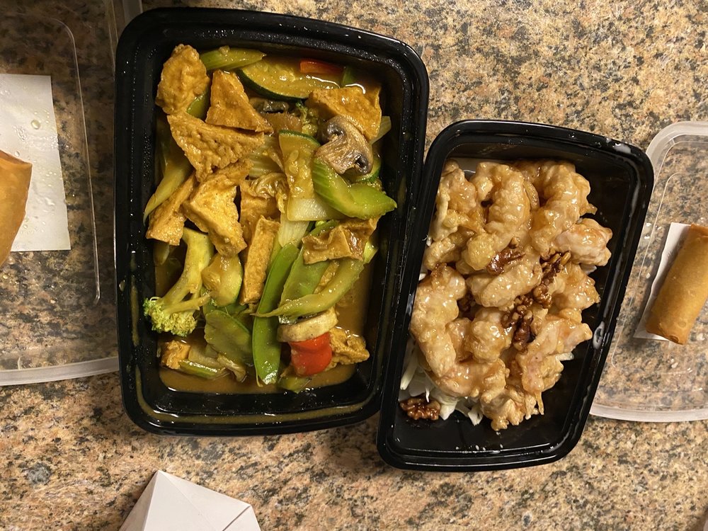 Golden House Chinese Fast Food 9431 E 22nd St #127, Tucson