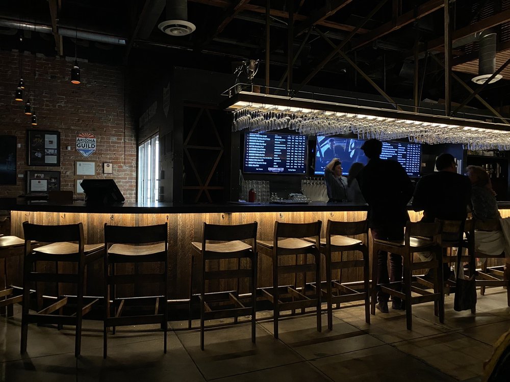 Ermanos Craft Beer & Wine Bar 220 N 4th Ave, Tucson