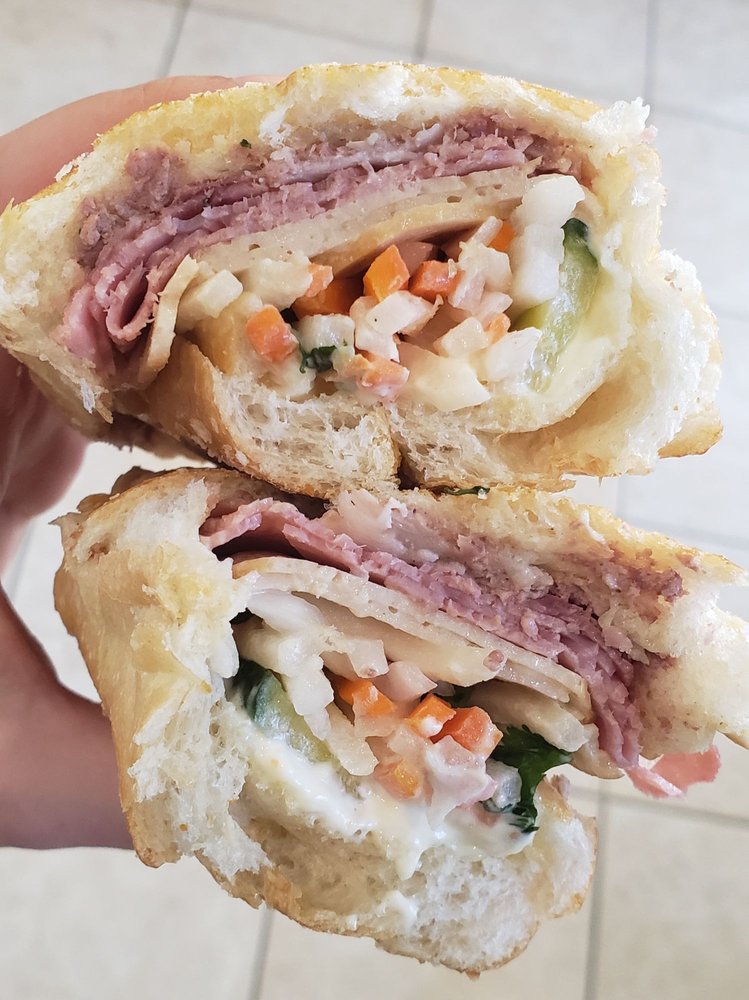 Ba-Le Deli & Bakery 701 Kingsway, Vancouver