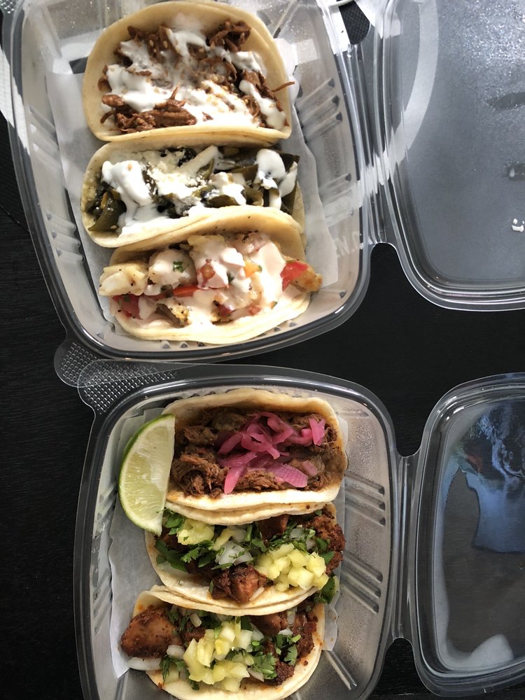 Los Amigos Taqueria 1118 Davie St, Vancouver