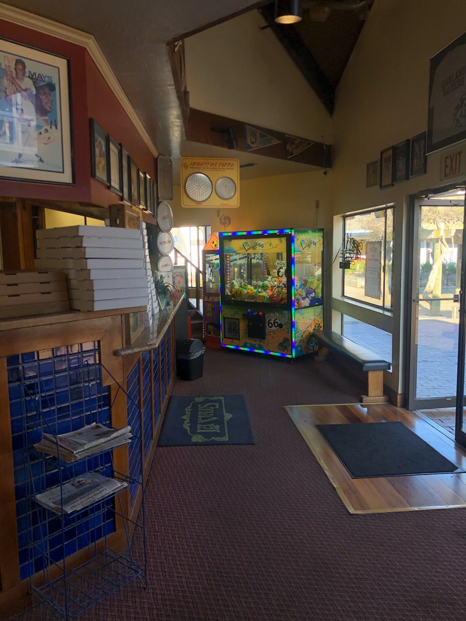 La Val's Pizza 891 Island Dr # E, Alameda