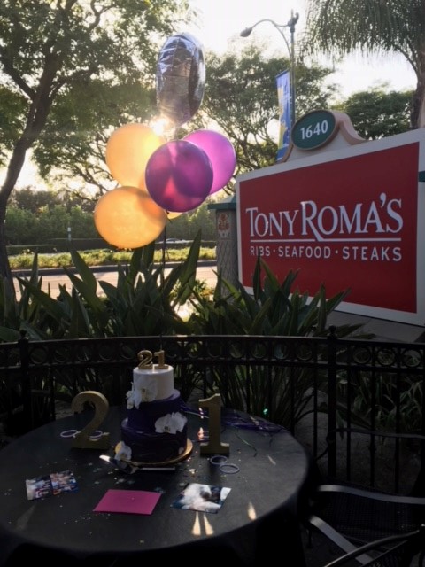 Tony Roma's 1640 S Harbor Blvd, Anaheim
