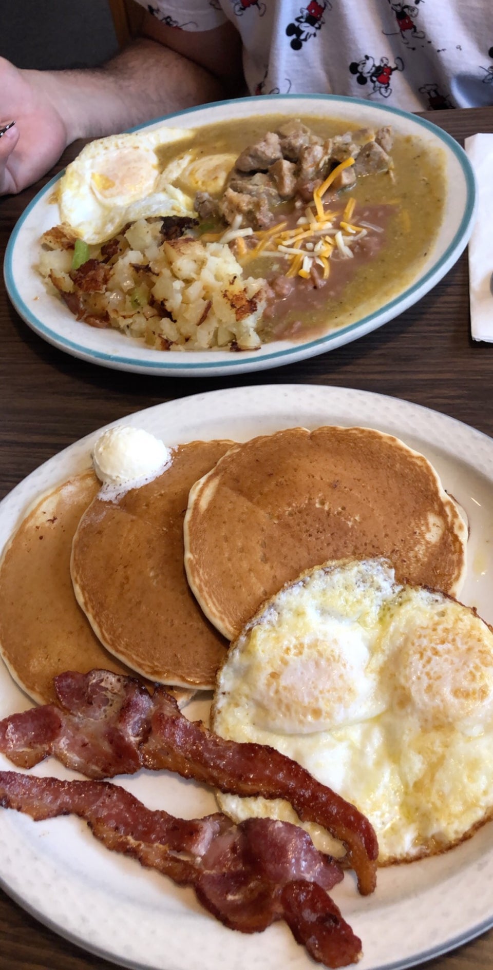 Country Family Cafe 1736 S Euclid St, Anaheim