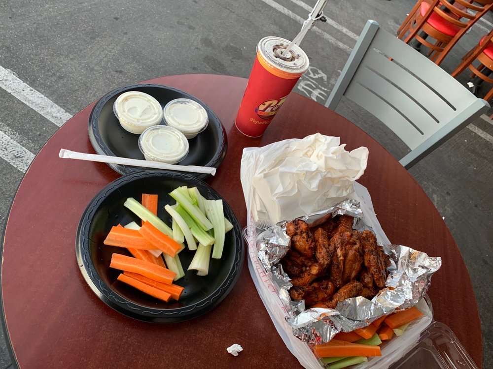 Pizza & Pepz Eatery 646 S Brookhurst St, Anaheim
