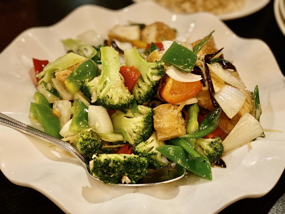 Siam Savory Thai Cuisine 751 S Weir Canyon Rd #159, Anaheim
