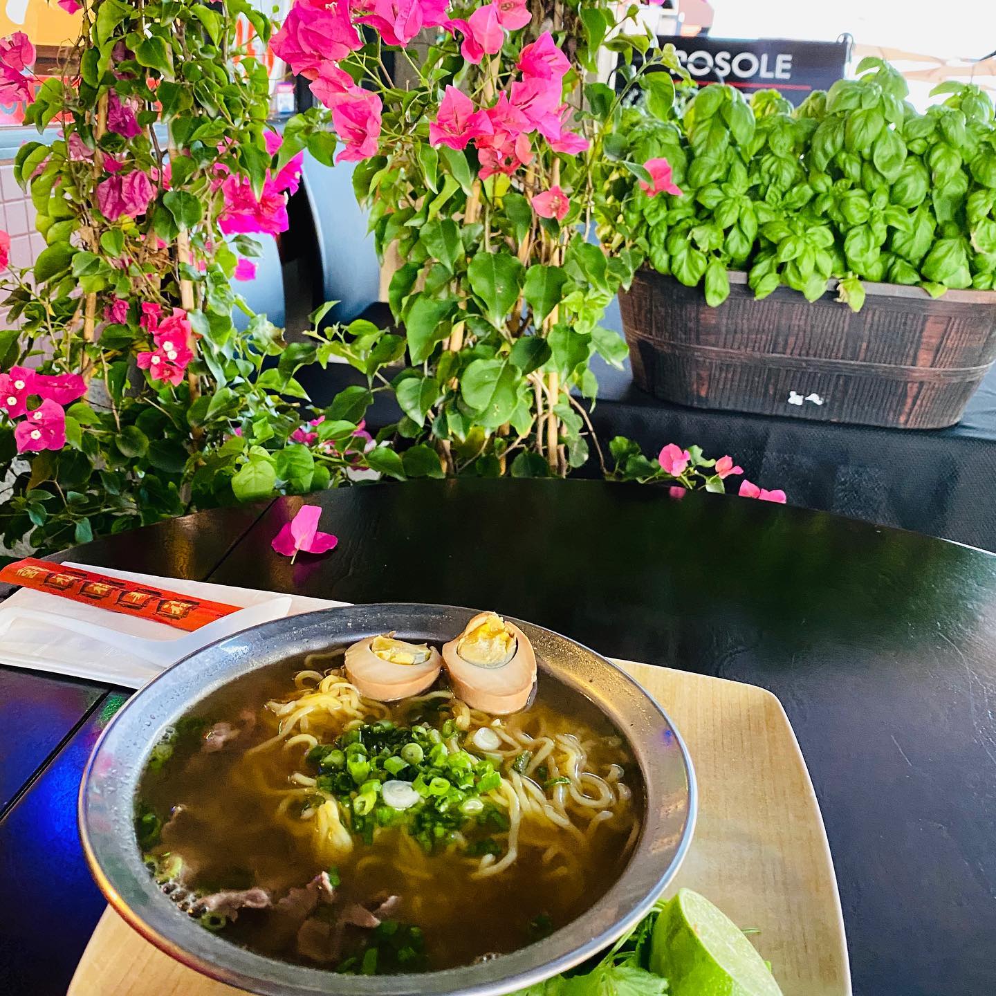 True Seasons Organic Kitchen 5675 E La Palma Ave, Anaheim
