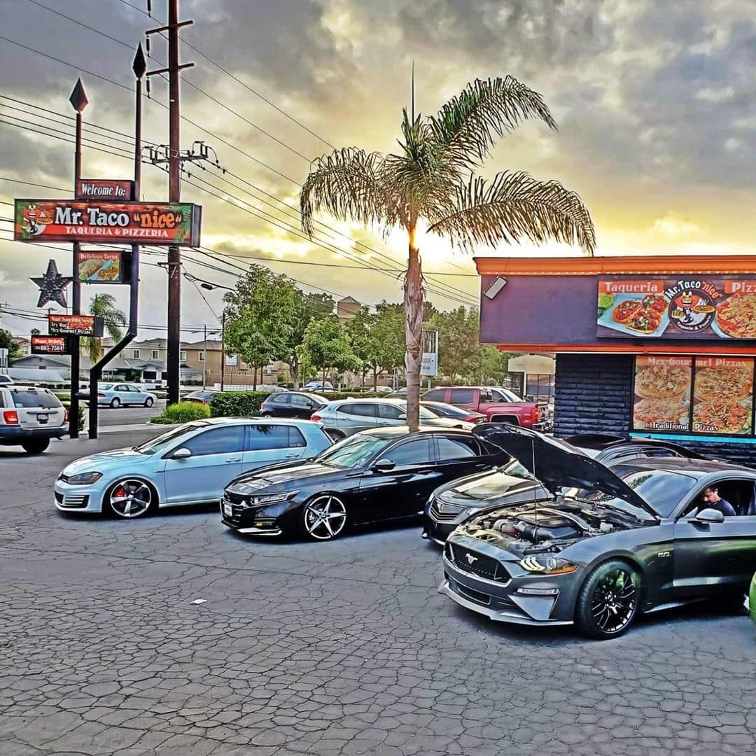 Mr. Taco Nice (taqueria & pizzeria) 1867 W Katella Ave, Anaheim