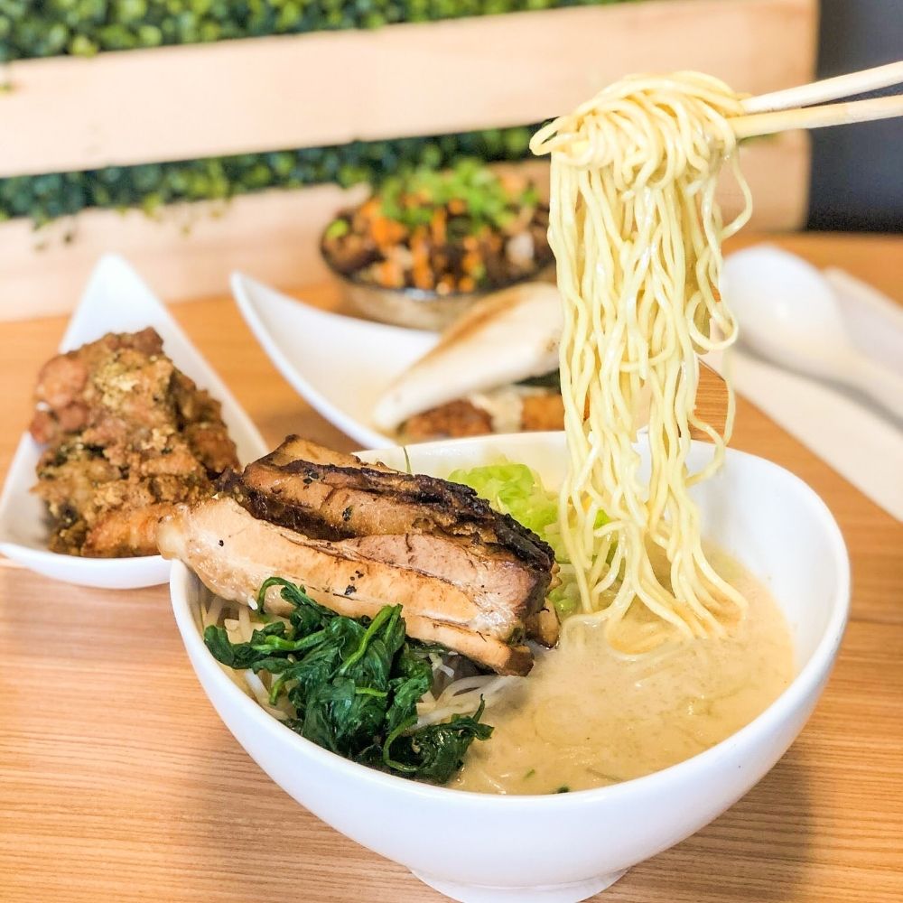 Ramen Zuru 17801 Pioneer Blvd e, Artesia