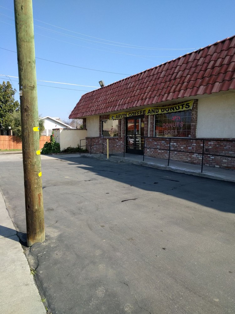 Arvin Doughnuts 352 Bear Mountain Blvd #1508, Arvin
