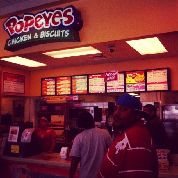 Popeyes Louisiana Kitchen 5552 S Wheeler Ridge Rd, Arvin
