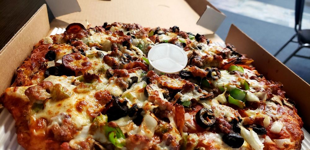 Magoo's Pizza 7900 District Blvd, Bakersfield