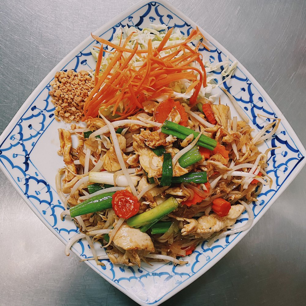 Thai House Restaurant 5143 Ming Ave, Bakersfield