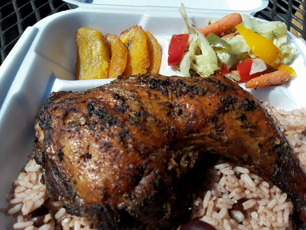 Barrington's Jamaican Kitchen 4120 Ming Ave, Bakersfield