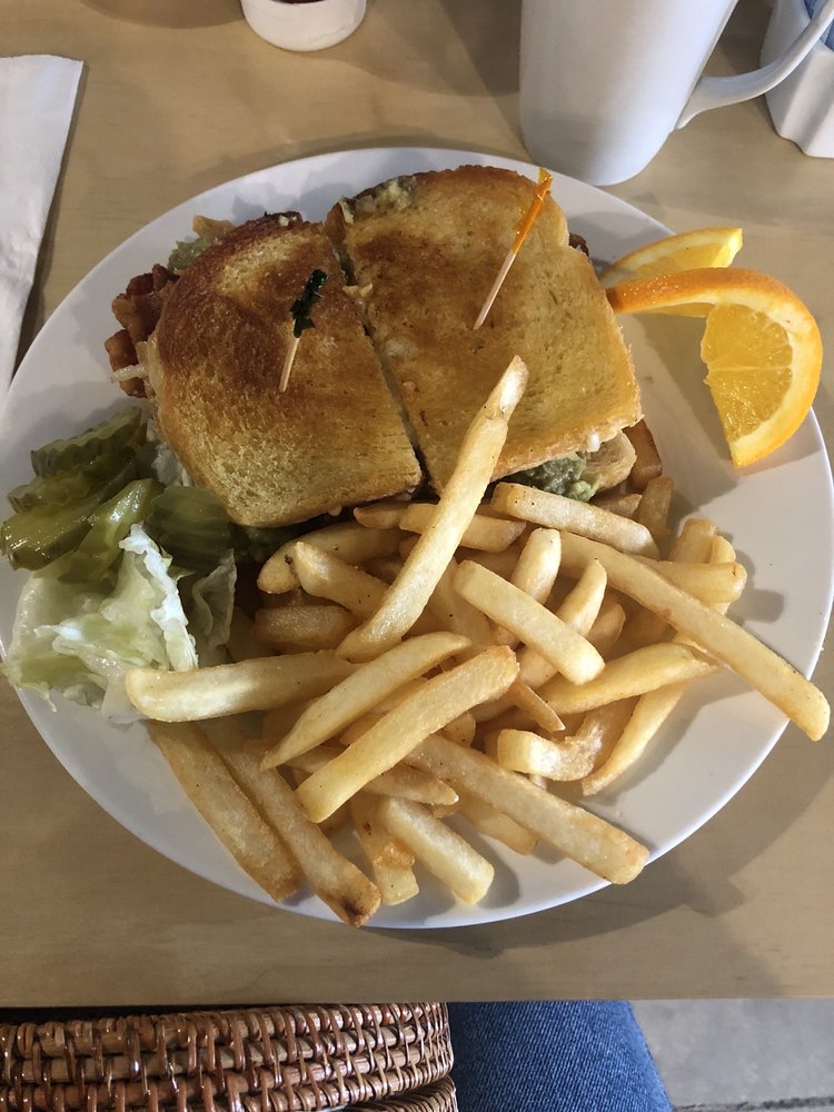 Mandys Cafe 4725 Panama Ln ste d, Bakersfield