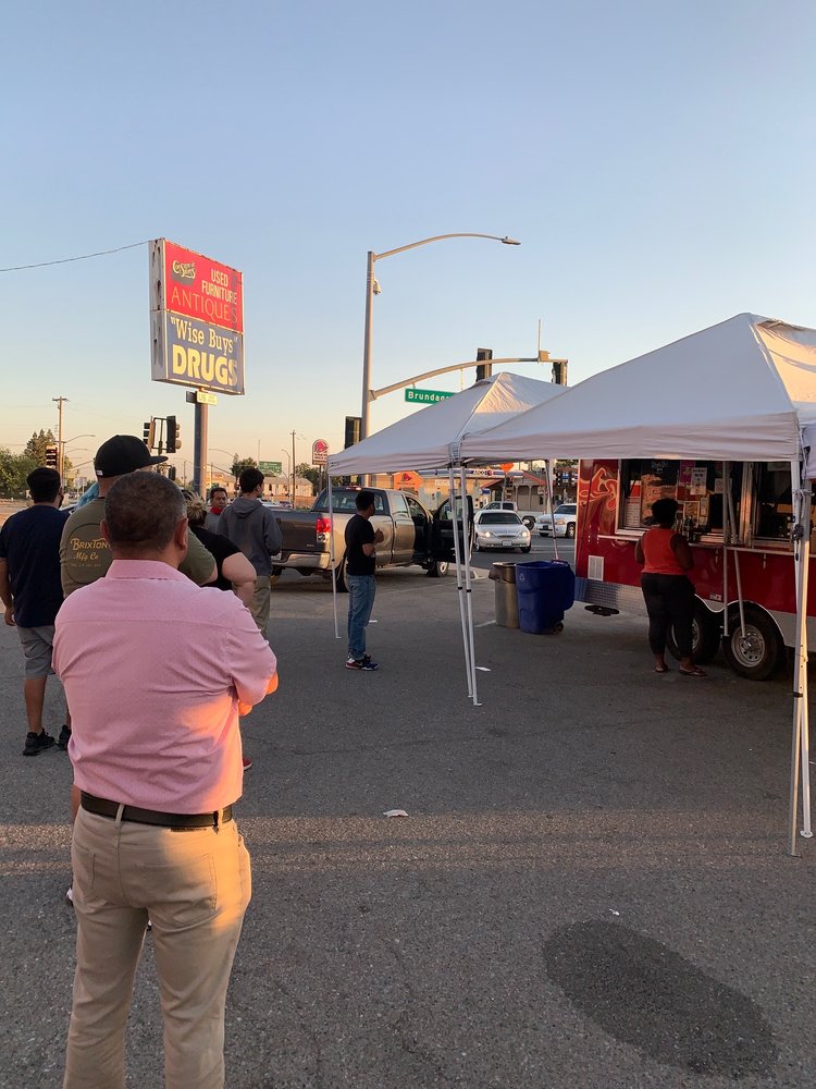 Birria Bros 1620 Brundage Ln, Bakersfield