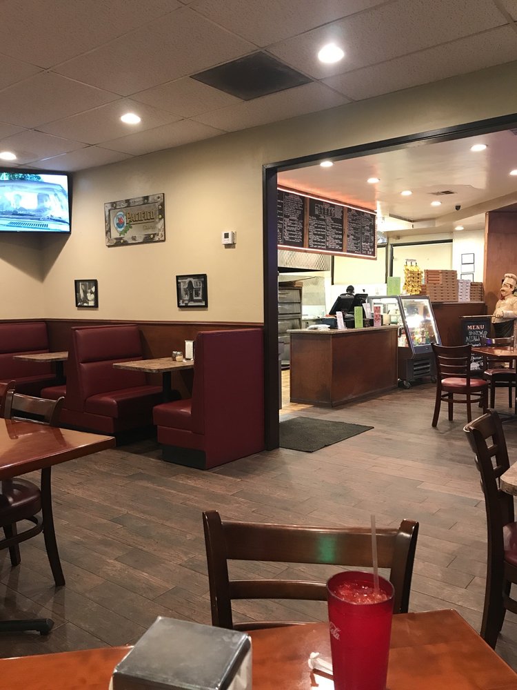 Uncle Reds Pizzeria 13762 Clark Ave, Bellflower