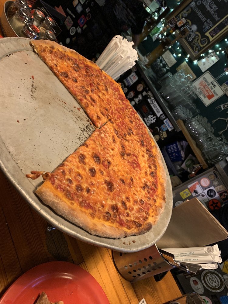 Lanesplitter Pizza & Pub 2033 CA-123, Berkeley