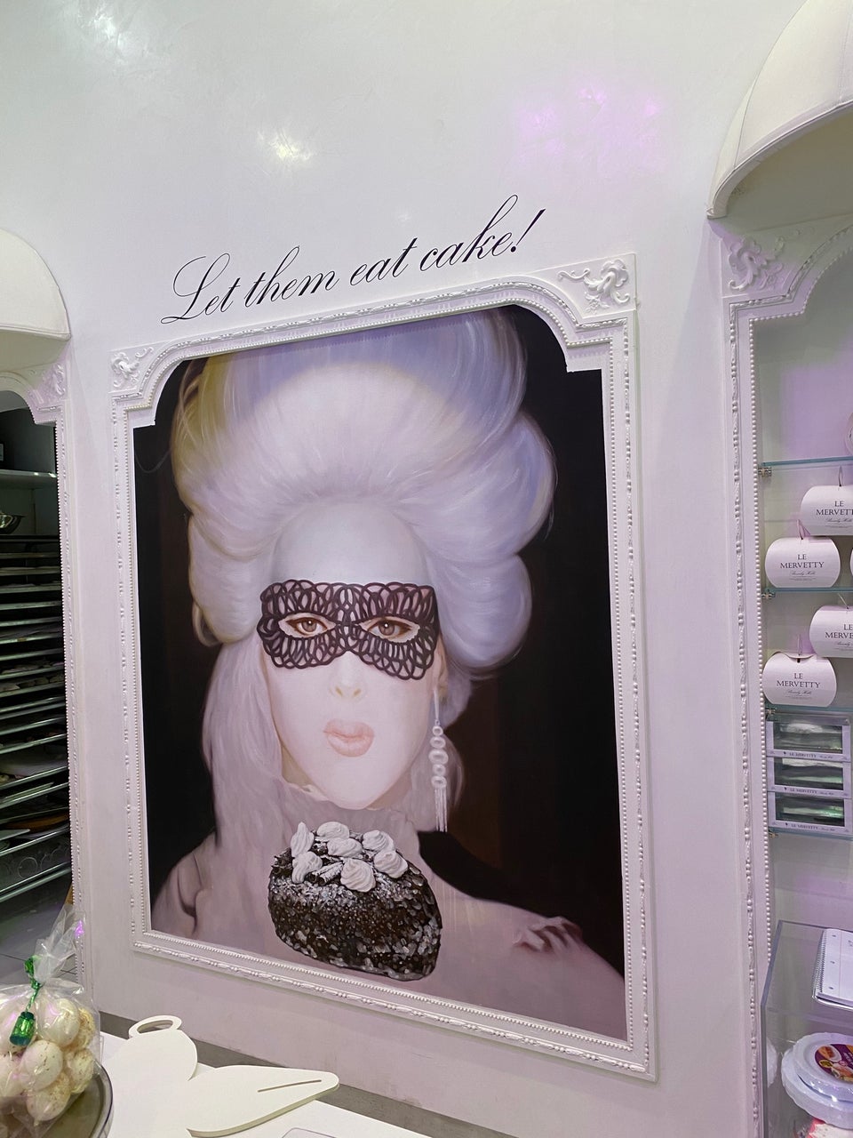 Le Mervetty 319 N Canon Dr, Beverly Hills