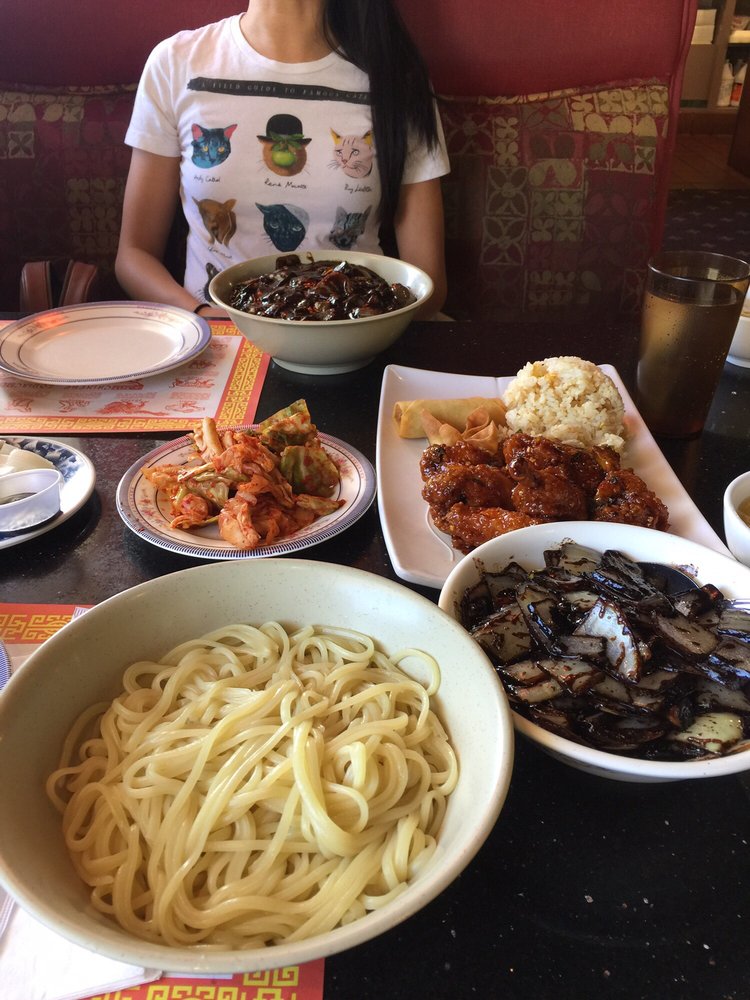 House of Joy aka Heung Rae Gak 7231 Orangethorpe Ave, Buena Park