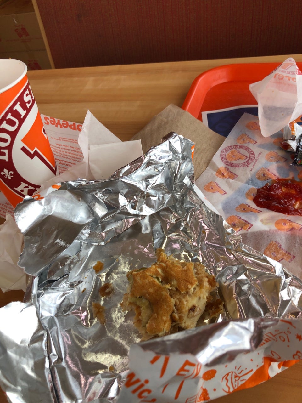 Popeyes Louisiana Kitchen 1200 N San Fernando Blvd, Burbank