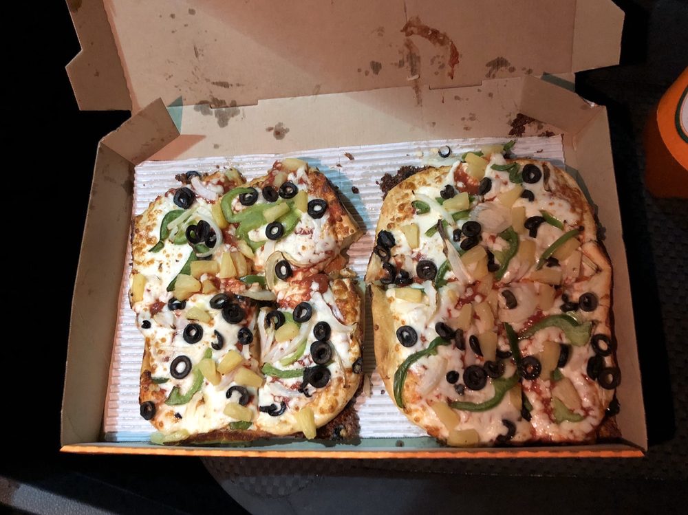 Little Caesars Pizza 1009 W Alameda Ave, Burbank