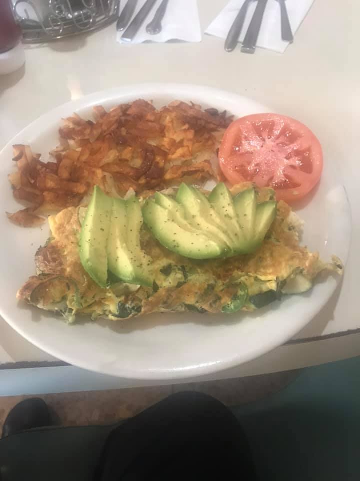Harry's Family Restaurant 920 N San Fernando Blvd, Burbank