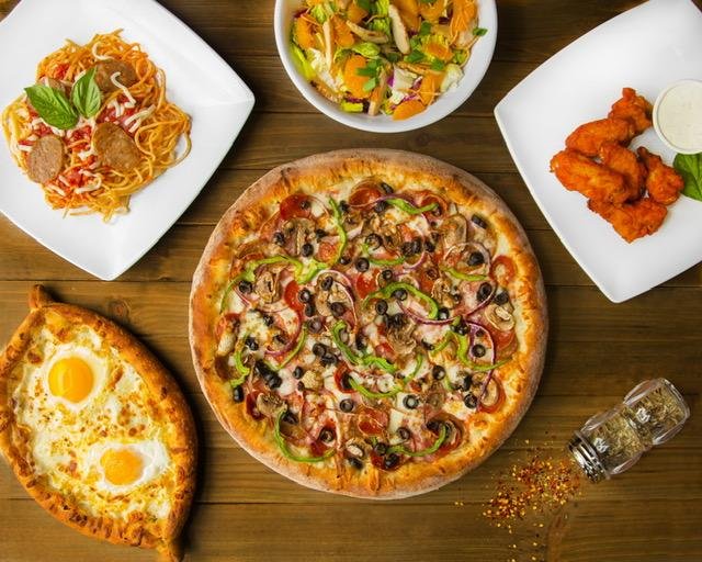 Gourmet Crust Pizza 2128 N Glenoaks Blvd, Burbank