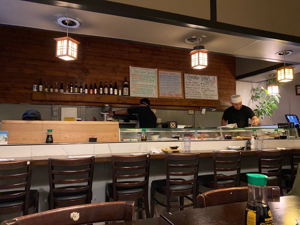 Kuru kuru sushi N Hollywood Way & W Verdugo Ave, Burbank