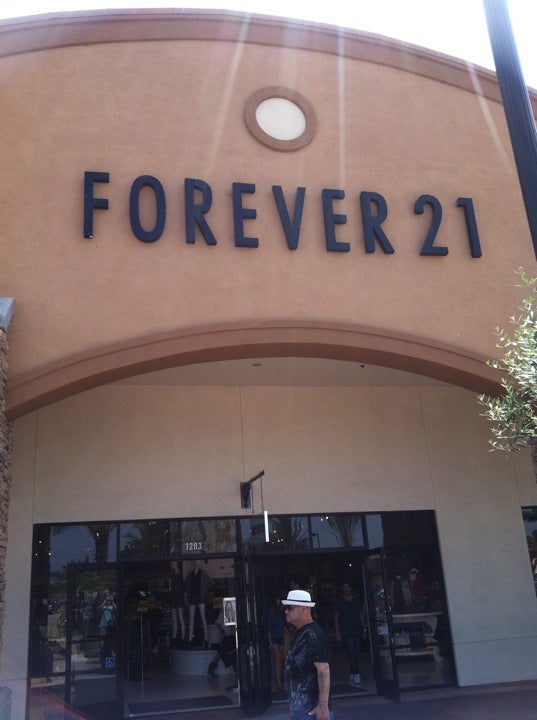 Forever 21 630 Ventura Blvd #1203, Camarillo