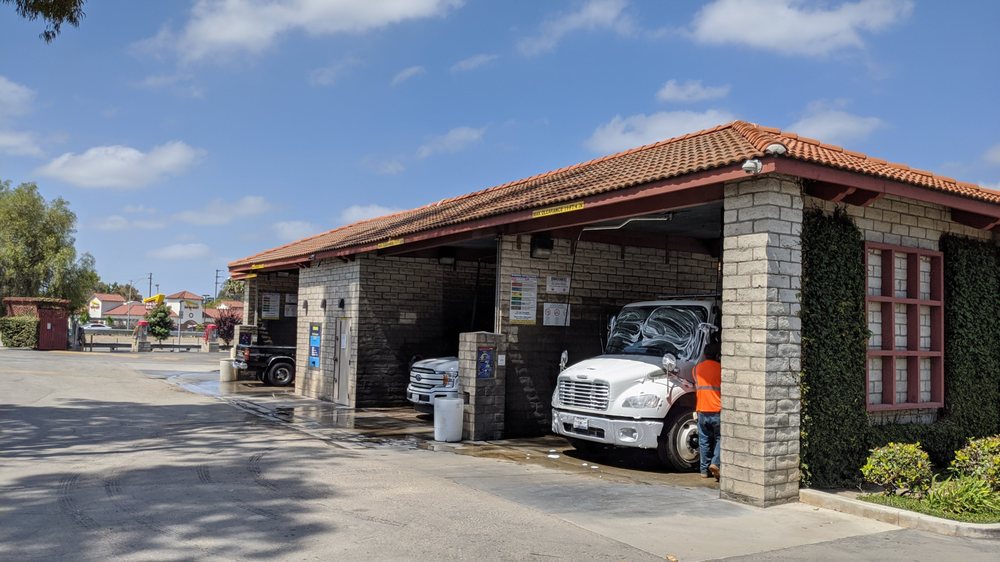 Camarillo Self Service Car Wash & Vacuums