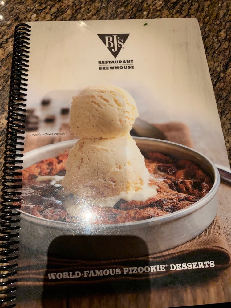 BJ's Restaurant & Brewhouse 5613 Paseo Del Norte, Carlsbad