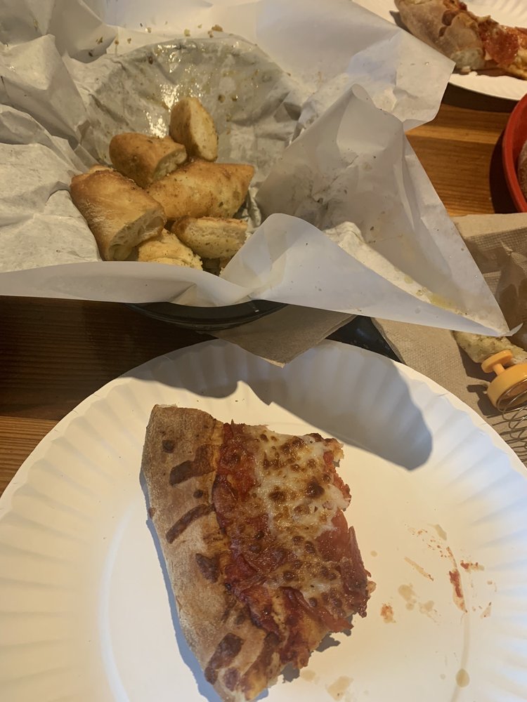 Pizza Port Carlsbad 571 Carlsbad Village Dr, Carlsbad