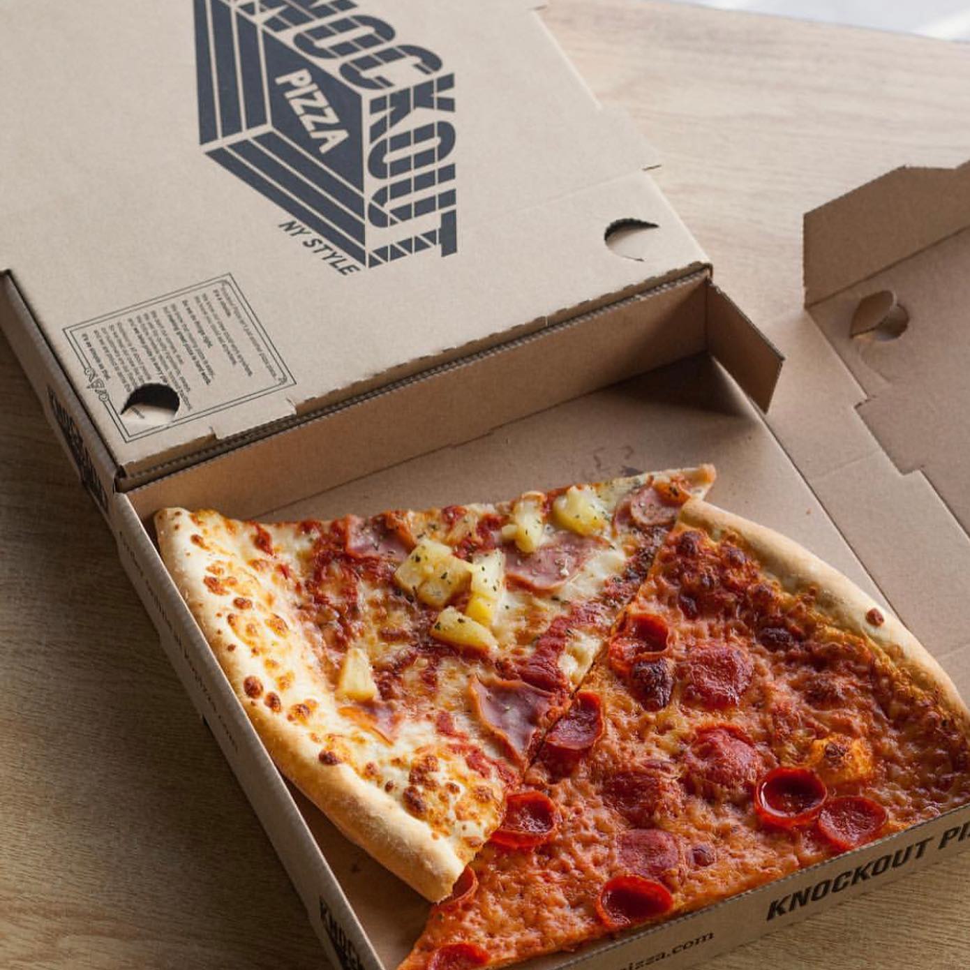 Knockout Pizza 2937 Carlsbad Blvd, Carlsbad