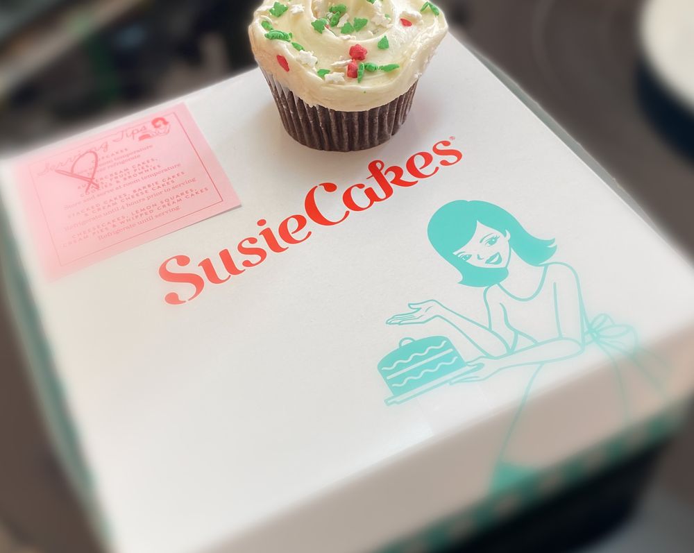 SusieCakes La Costa Town Square 7610, Via Campanile #144, Carlsbad
