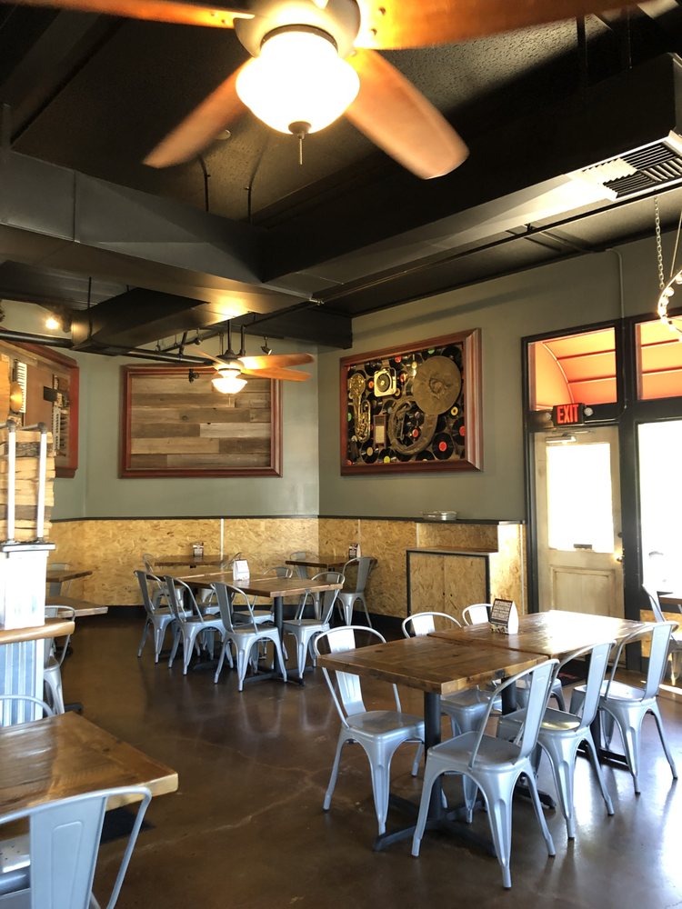 The Crossroads BBQ 241 Crossroads Blvd, Carmel-By-The-Sea