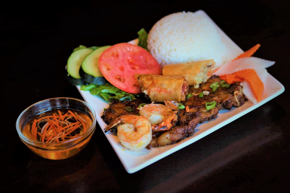 The Noodle Palace 3678 The Barnyard Ste E-31, Carmel-By-The-Sea