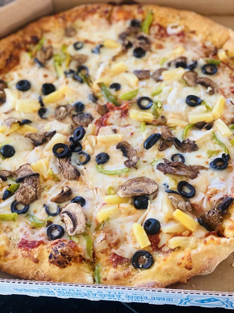 Domino's Pizza 13297 South St, Cerritos