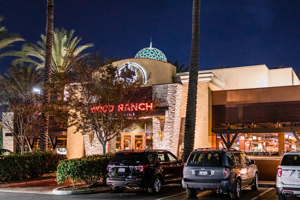 Wood Ranch BBQ & Grill Towne Center, 12801 Towne Center Dr, Cerritos