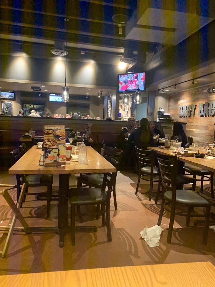 Chili's Grill & Bar 2015 Birch Rd Ste 2400, Chula Vista