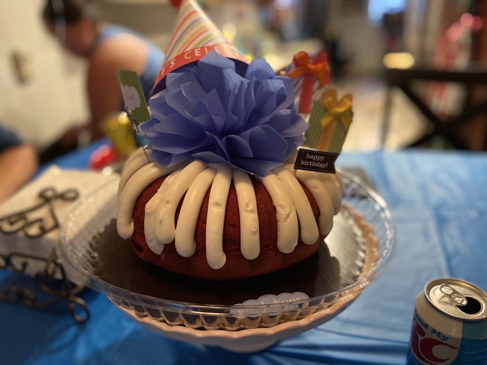 Nothing Bundt Cakes 872 Eastlake Pkwy Suite 414, Chula Vista